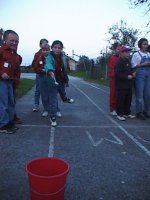 ... ti da v roke zlico!